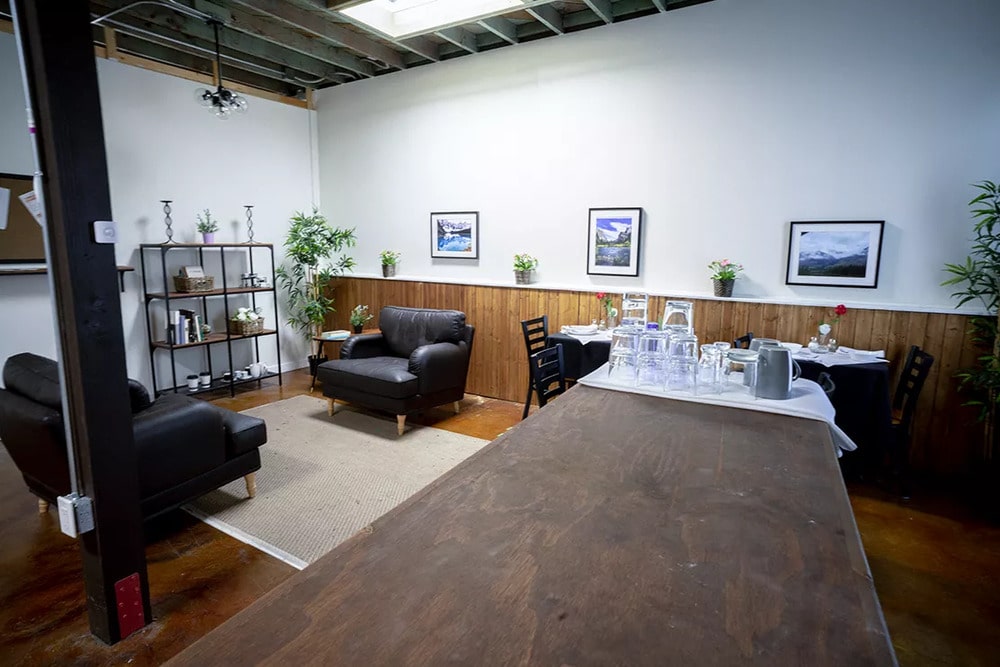 Cafe Studio Rental in LA