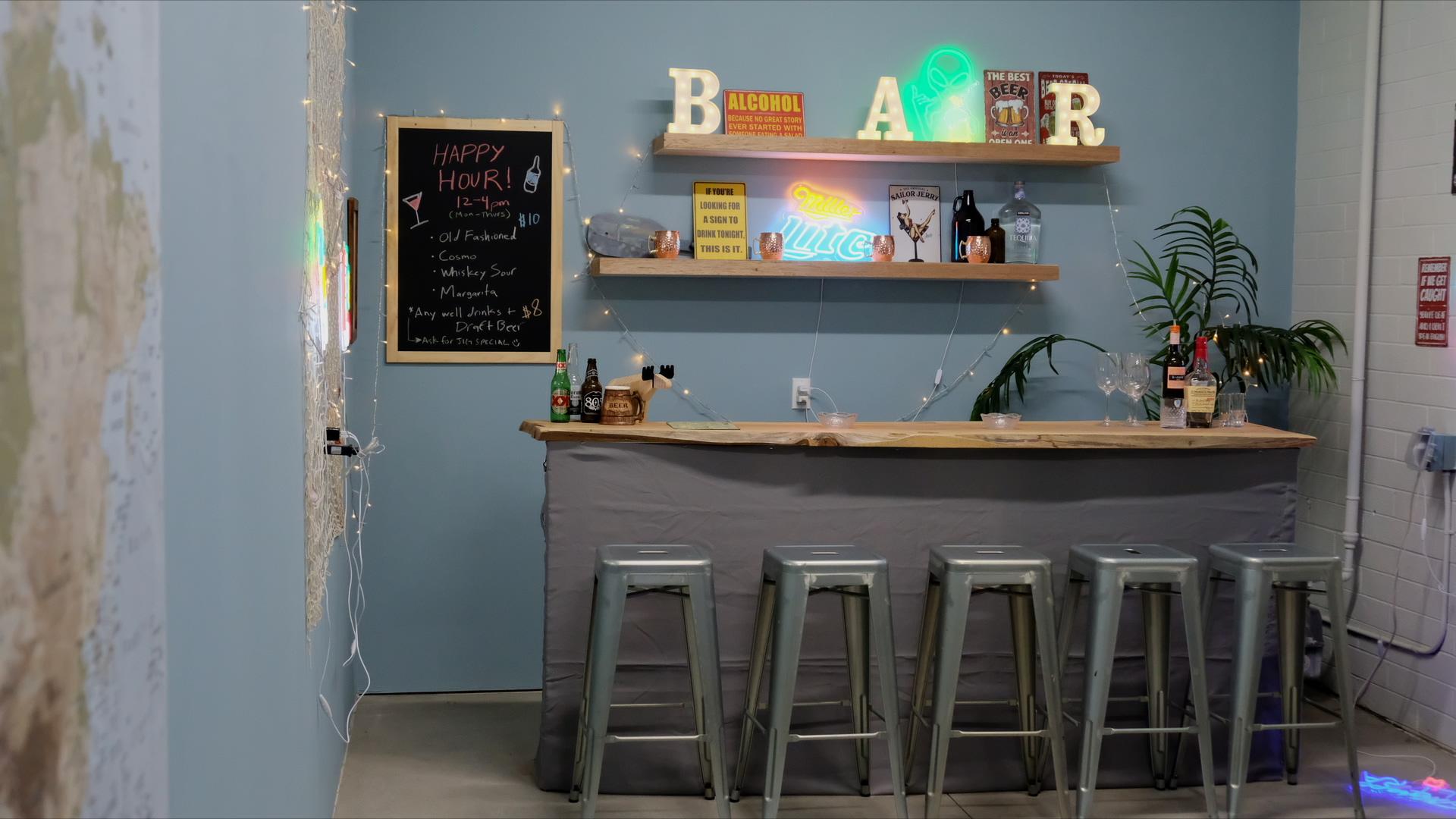 Bar Movie Set in Los Angeles Film Locations