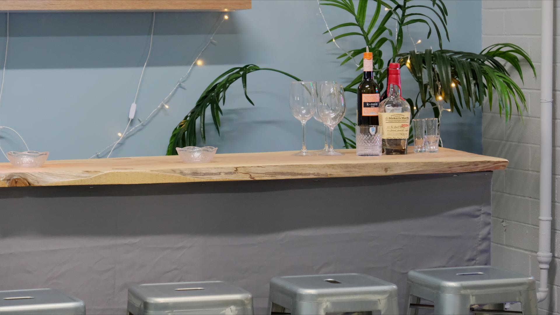 Bar Movie Set in Los Angeles Film Locations